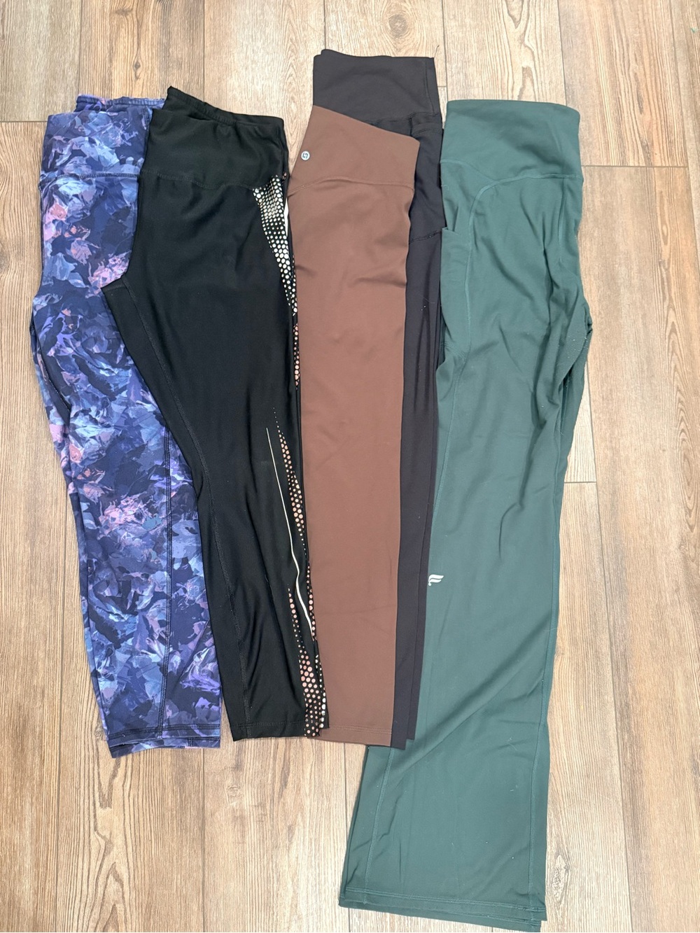 Women’s Athleisure Pants bundle (5) size large/xl